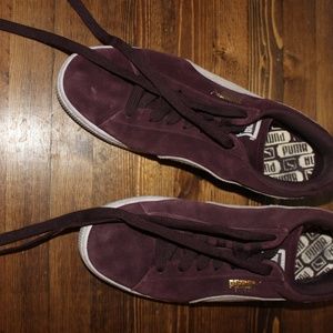 PUMA Suede Classic Women's Fashion Sneaker